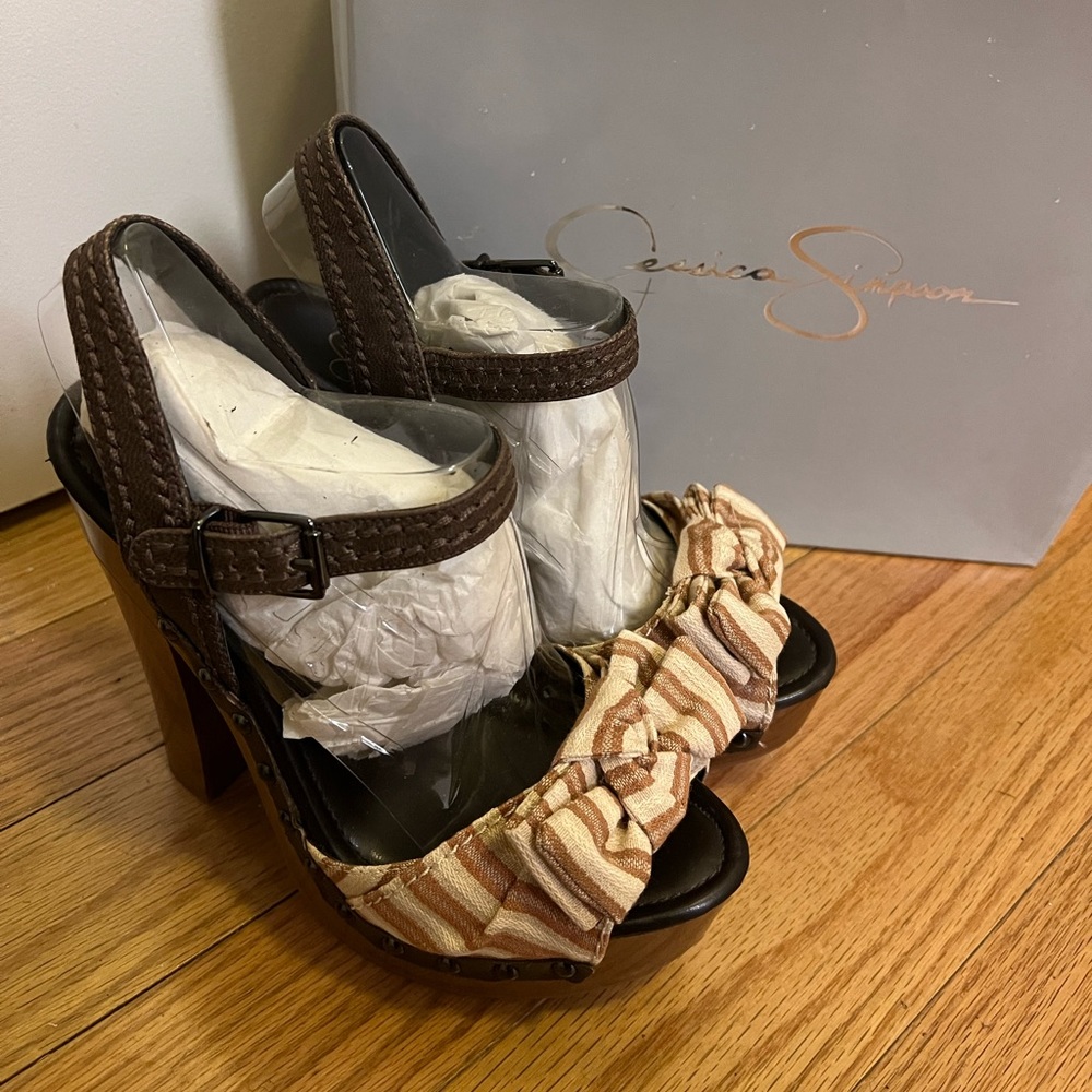 Jessica Simpson JS Terri Heel *NEW, NEVER WORN